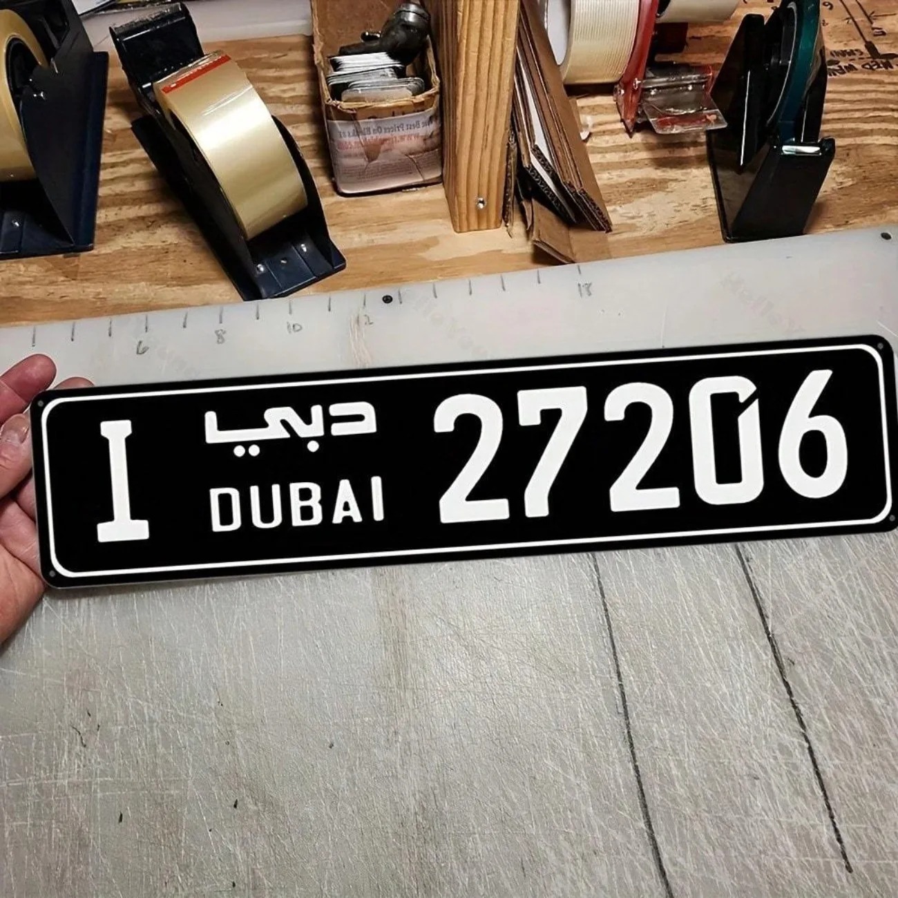 Car Accessories In Dubai - Kazımalı Alüminyum Dubai Temalı Sokak Tabelası,